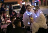 Les Pierrots De La Nuit Inaugurent Leur Nouvelle Saison !. Du 1er avril au 1er octobre 2016 à Paris. Paris. 